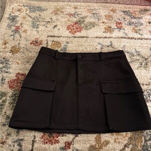 Zara Elegant Cargo Black Skirt Size Medium